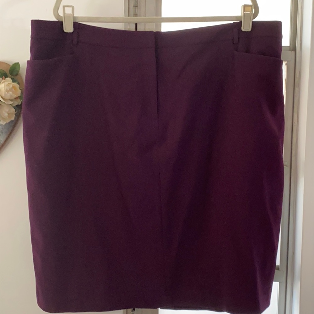Midi skirt size 20W purple